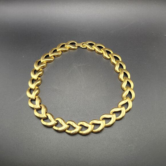 Chunky Gold Tone Open Heart Link Necklace 18" Statement Collar Vintage Style - Picture 1 of 9